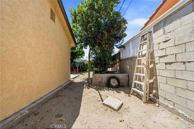 4035 Beck, Bell, CA 90201