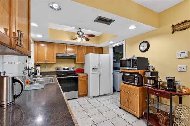 4271 NW 49th Terrace, Lauderdale Lakes, FL 33319