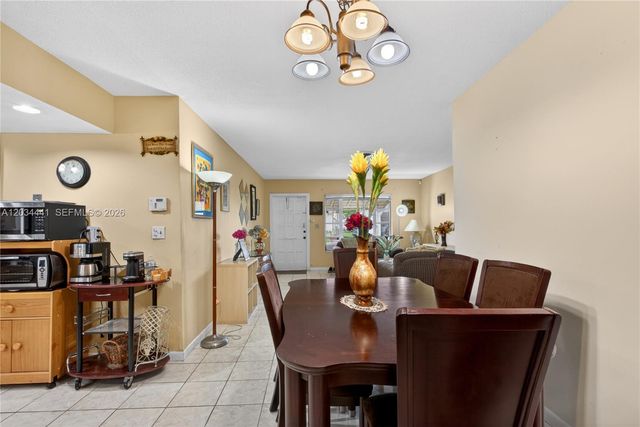 4271 NW 49th Terrace, Lauderdale Lakes, FL 33319