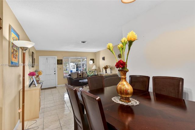 4271 NW 49th Terrace, Lauderdale Lakes, FL 33319
