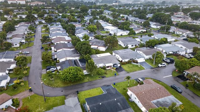 4271 NW 49th Terrace, Lauderdale Lakes, FL 33319