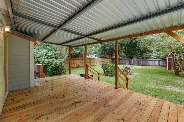 494 Merritt Street, Dayton, TX 77535