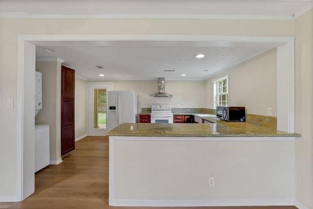 494 Merritt Street, Dayton, TX 77535