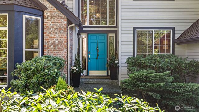 18929 203rd Avenue NE, Woodinville, WA 98077