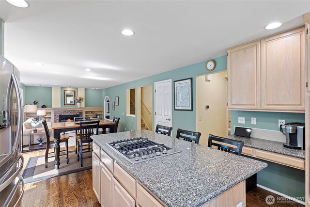 18929 203rd Avenue NE, Woodinville, WA 98077