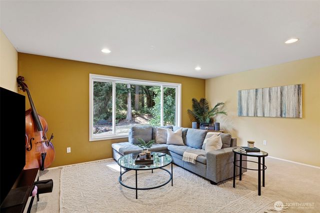 18929 203rd Avenue NE, Woodinville, WA 98077