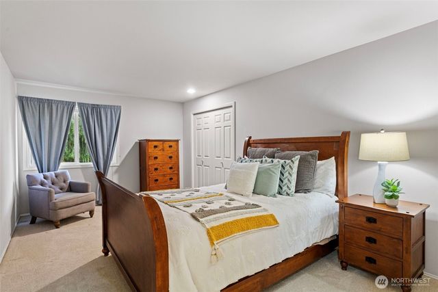 18929 203rd Avenue NE, Woodinville, WA 98077