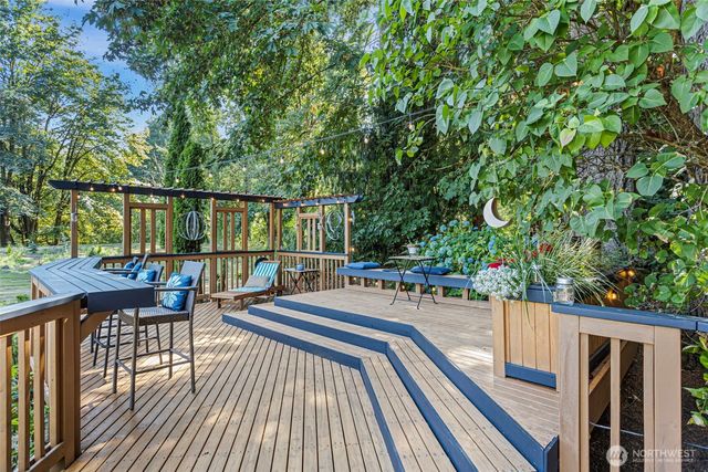 18929 203rd Avenue NE, Woodinville, WA 98077