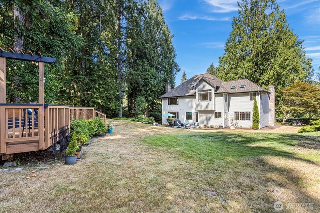 18929 203rd Avenue NE, Woodinville, WA 98077