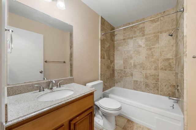 138 Hartnell Pl, Sacramento, CA 95825