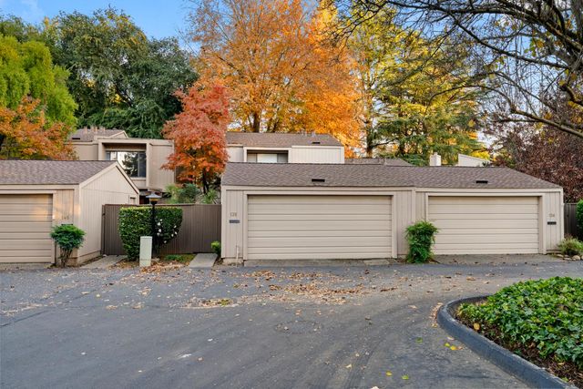 138 Hartnell Pl, Sacramento, CA 95825