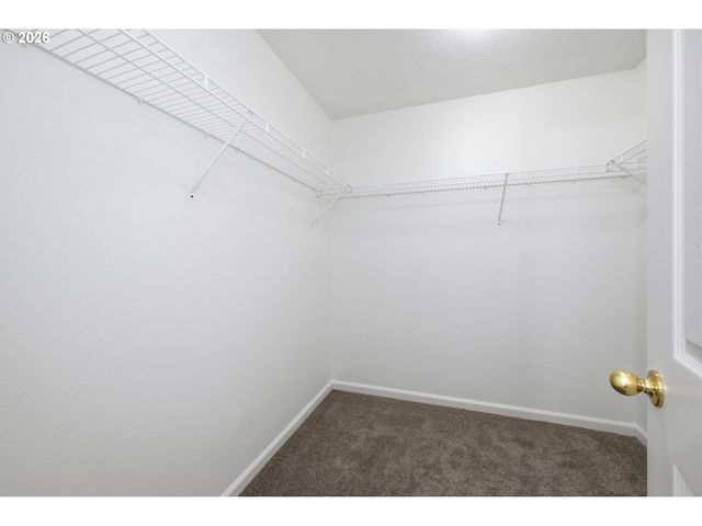 3906 CENTURY Dr, Eugene, OR 97402