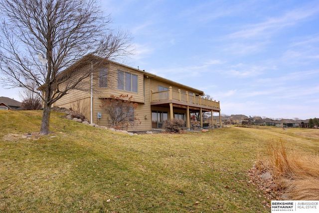 7105 N 117th Avenue, Omaha, NE 68142