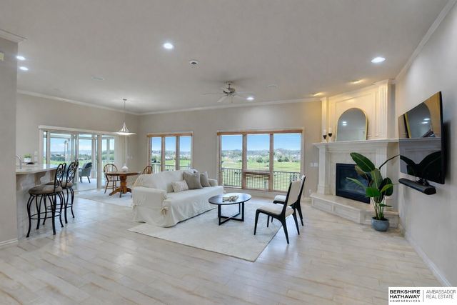 7105 N 117th Avenue, Omaha, NE 68142