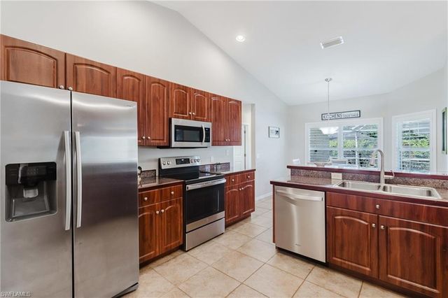 2951 SW 30th ST, Cape Coral, FL 33914