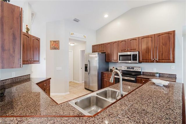 2951 SW 30th ST, Cape Coral, FL 33914