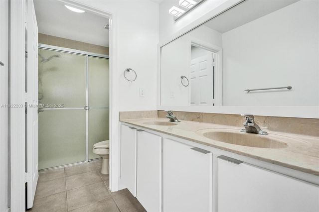 6305 Willoughby Cir, Lake Worth, FL 33463