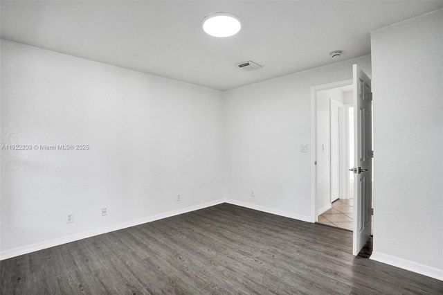 6305 Willoughby Cir, Lake Worth, FL 33463