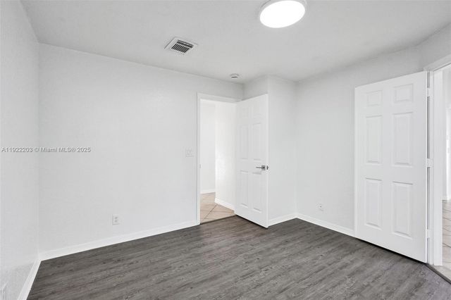 6305 Willoughby Cir, Lake Worth, FL 33463