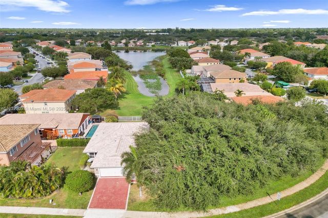 6305 Willoughby Cir, Lake Worth, FL 33463