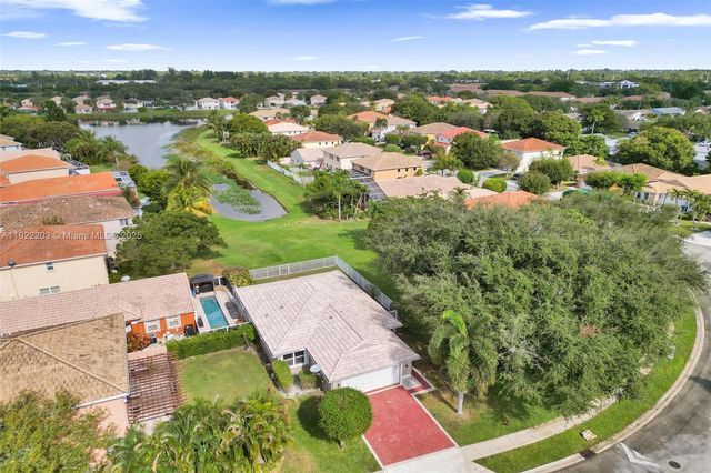 6305 Willoughby Cir, Lake Worth, FL 33463