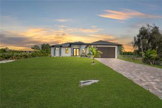 2606 40TH ST SW, Lehigh Acres, FL 33976