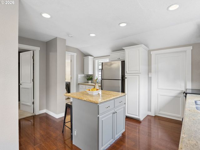 7211 N ATLANTIC Ave, Portland, OR 97217