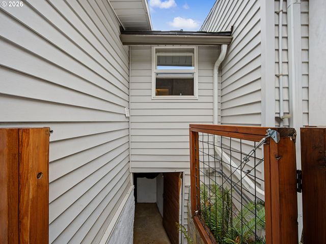 7211 N ATLANTIC Ave, Portland, OR 97217