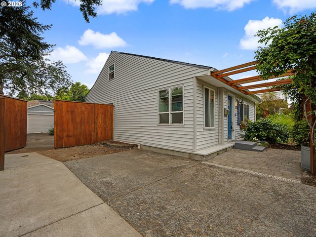 7211 N ATLANTIC Ave, Portland, OR 97217