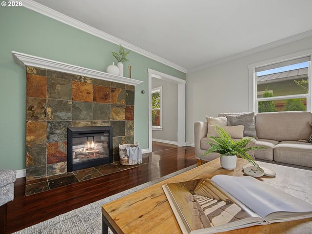 7211 N ATLANTIC Ave, Portland, OR 97217