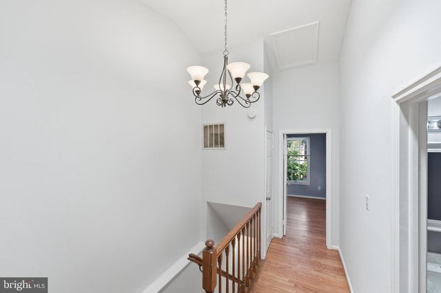 5028 9TH ST S, Arlington, VA 22204