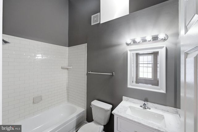 5028 9TH ST S, Arlington, VA 22204