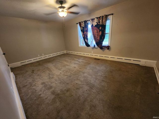 128 W Pine Street, Princeton, IN 47670