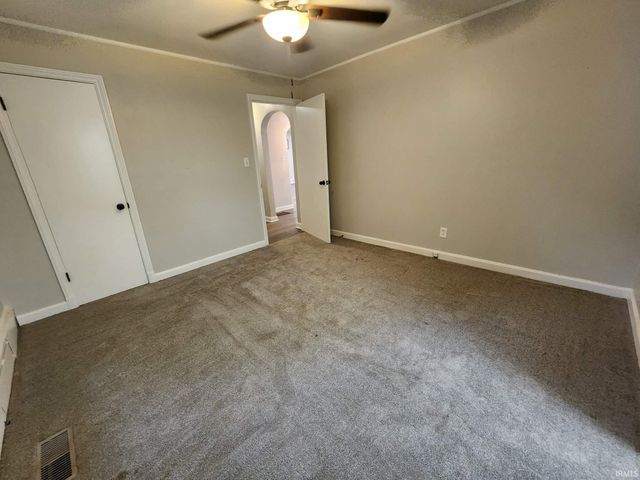 128 W Pine Street, Princeton, IN 47670