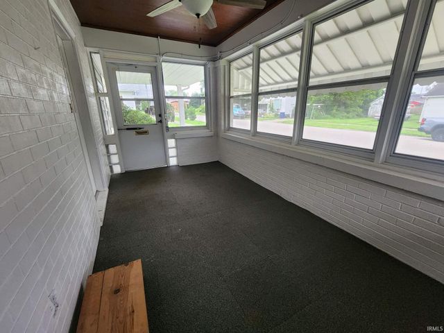 128 W Pine Street, Princeton, IN 47670