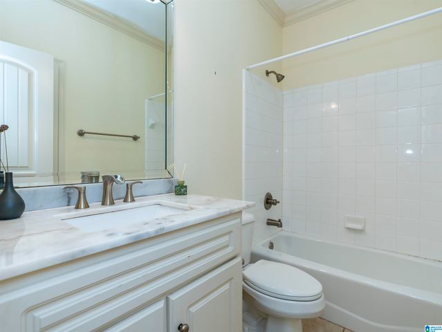 5310 CREEKSIDE PLACE, Hoover, AL 35244