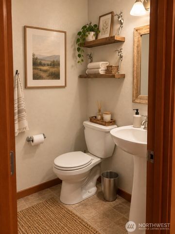 48 E Olympic Palisades Dr, Belfair, WA 98528