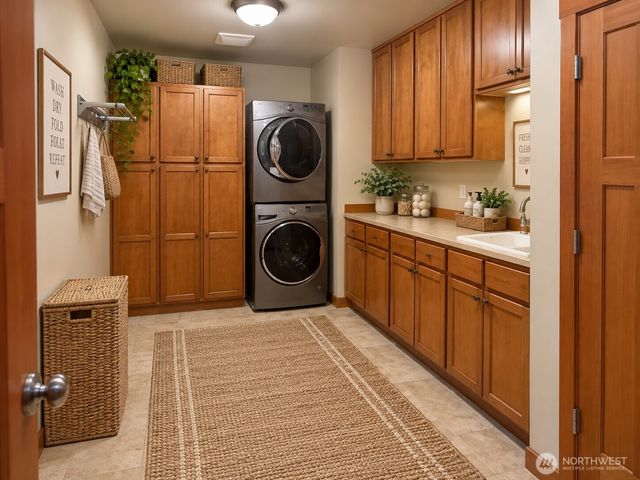 48 E Olympic Palisades Dr, Belfair, WA 98528