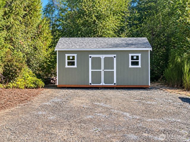 48 E Olympic Palisades Dr, Belfair, WA 98528