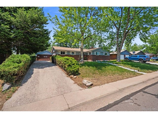 1435 S Zephyr St, Denver, CO 80232