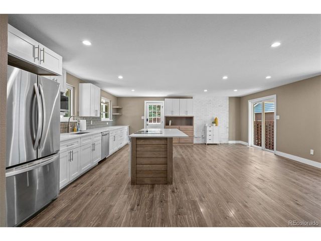 1435 S Zephyr St, Denver, CO 80232