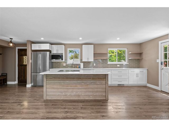 1435 S Zephyr St, Denver, CO 80232