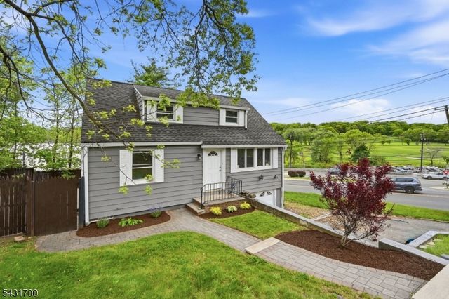1 Lorelei Rd, West Orange Twp., NJ 07052