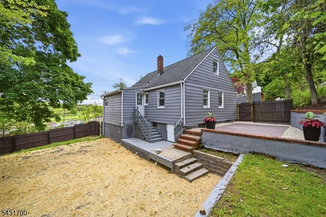 1 Lorelei Rd, West Orange Twp., NJ 07052