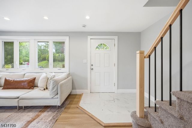 1 Lorelei Rd, West Orange Twp., NJ 07052
