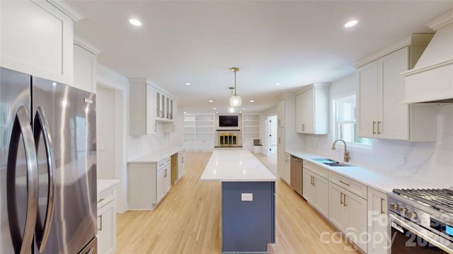 3600 Carmel Road, Charlotte, NC 28226