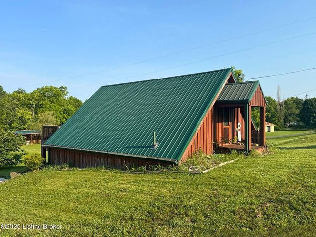 4815 Plum Creek Rd, Taylorsville, KY 40071