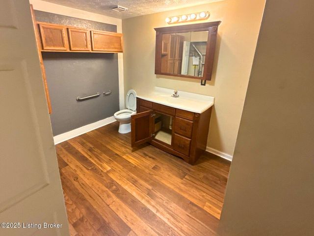 4815 Plum Creek Rd, Taylorsville, KY 40071