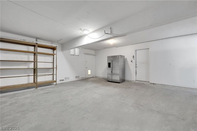 2024 Scenic Sunrise Drive, Las Vegas, NV 89117