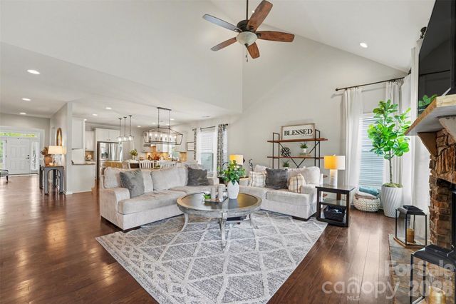 13324 Union Square Drive, Huntersville, NC 28078